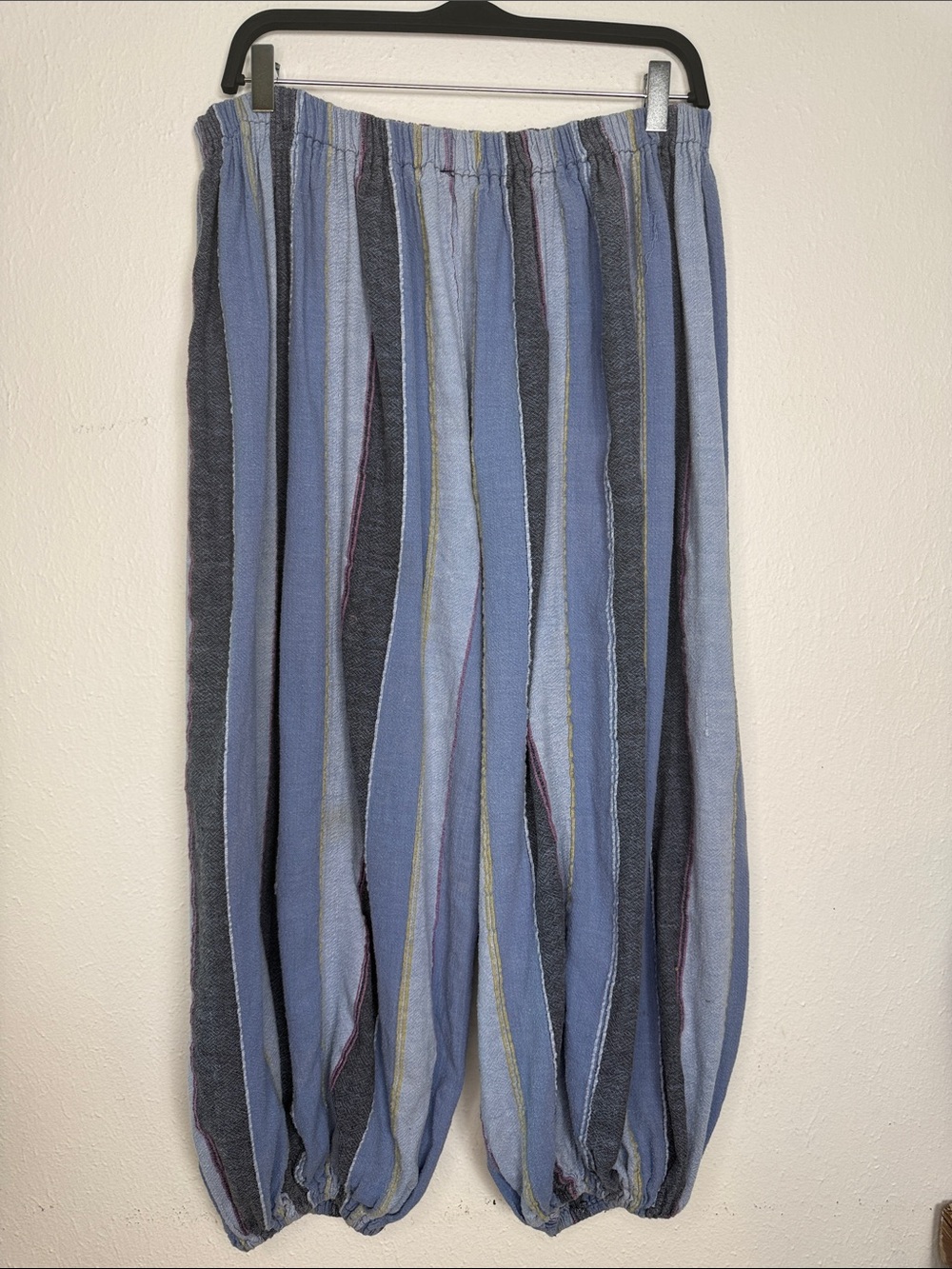 Striped Elastic-Waist Harem Pants in Blue and Gray